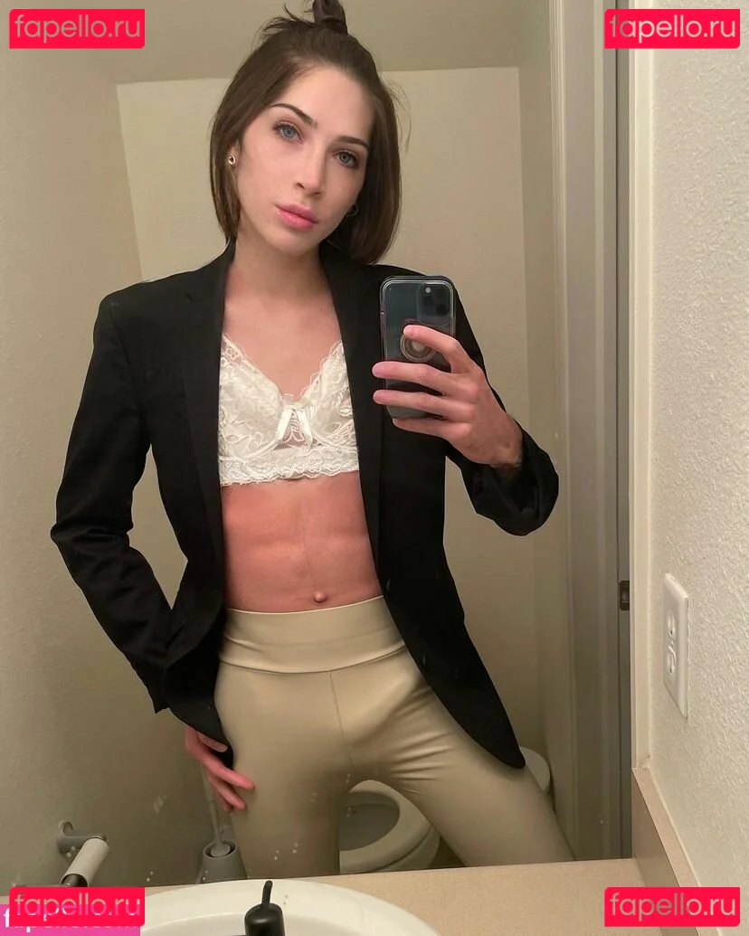 Allie Lilac Onlyfans Photo Gallery 