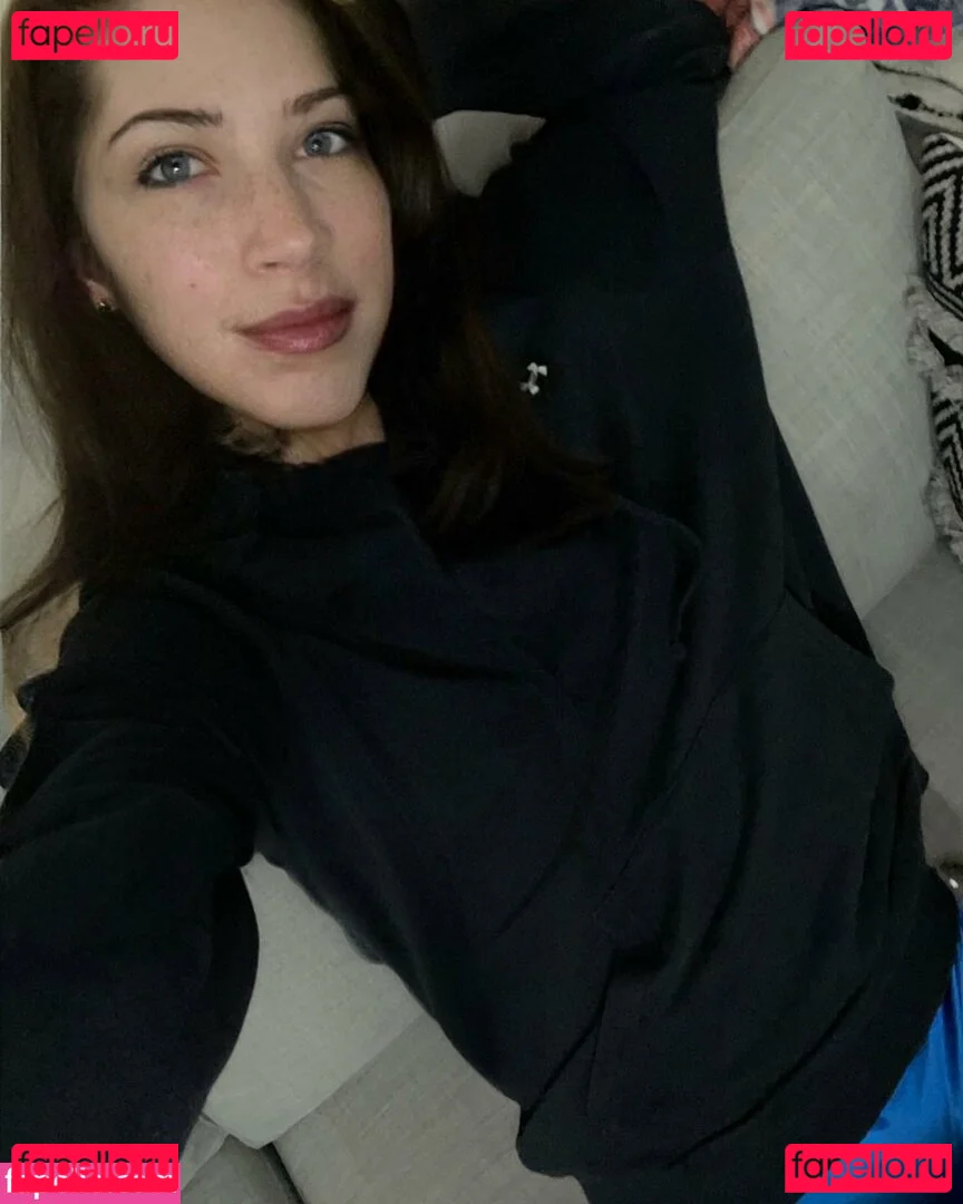 Allie Lilac Onlyfans Photo Gallery 