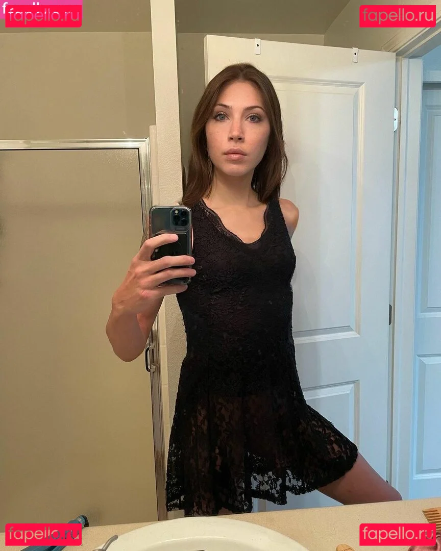 Allie Lilac Onlyfans Photo Gallery 