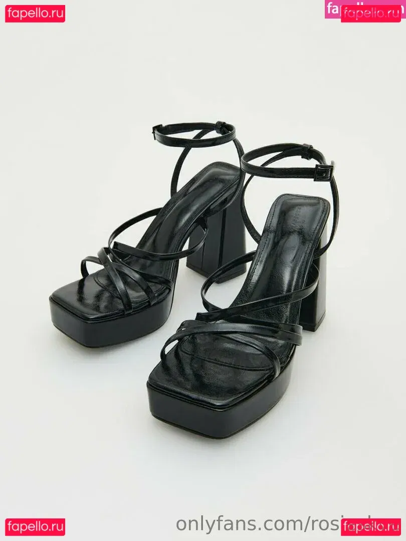 rosieskye Onlyfans Photo Gallery 