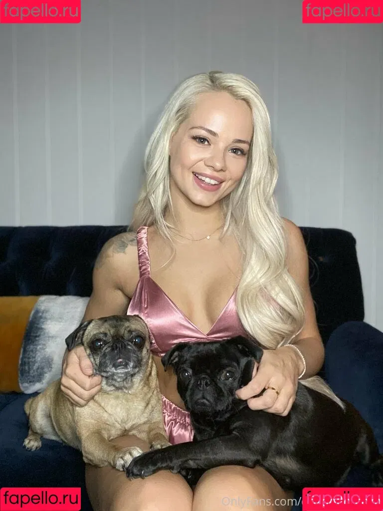 Elsadreamjean Onlyfans Photo Gallery 