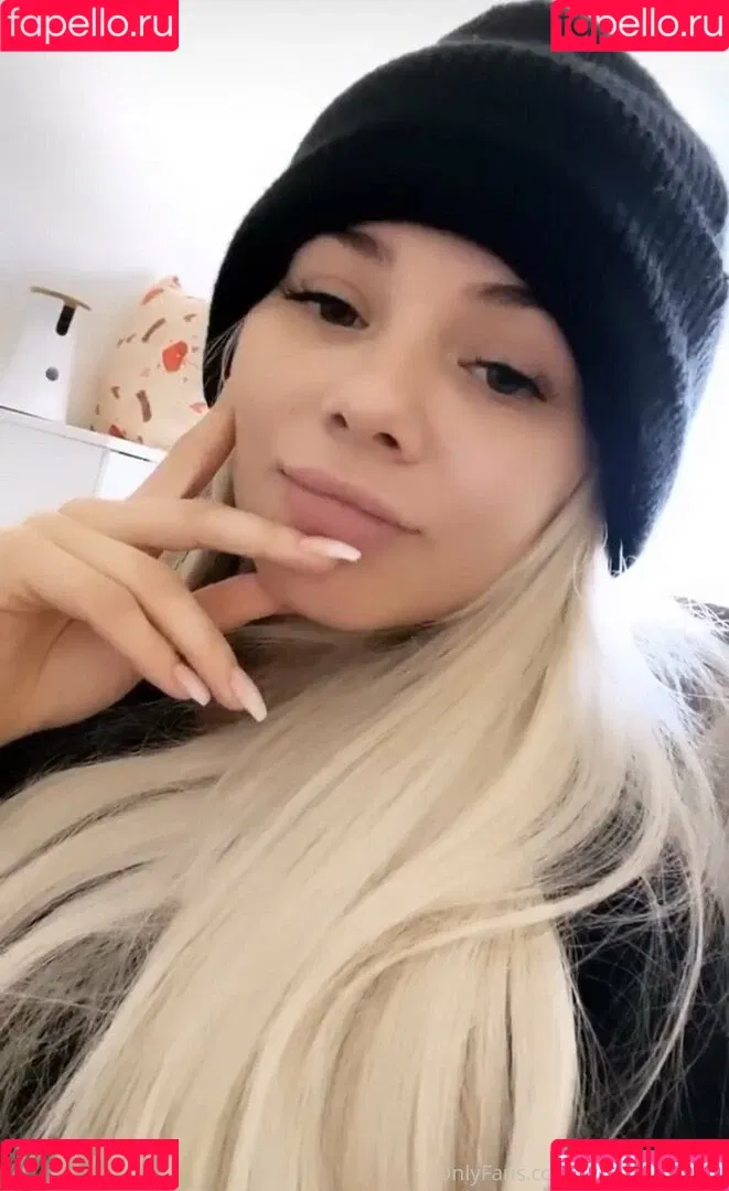 Elsadreamjean Onlyfans Photo Gallery 