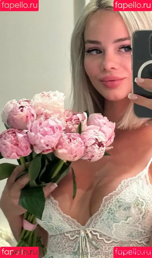Elsadreamjean Onlyfans Photo Gallery 