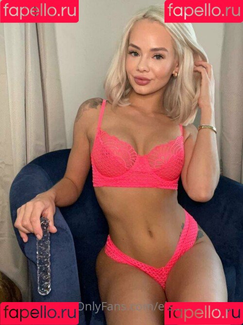 Elsadreamjean Onlyfans Photo Gallery 