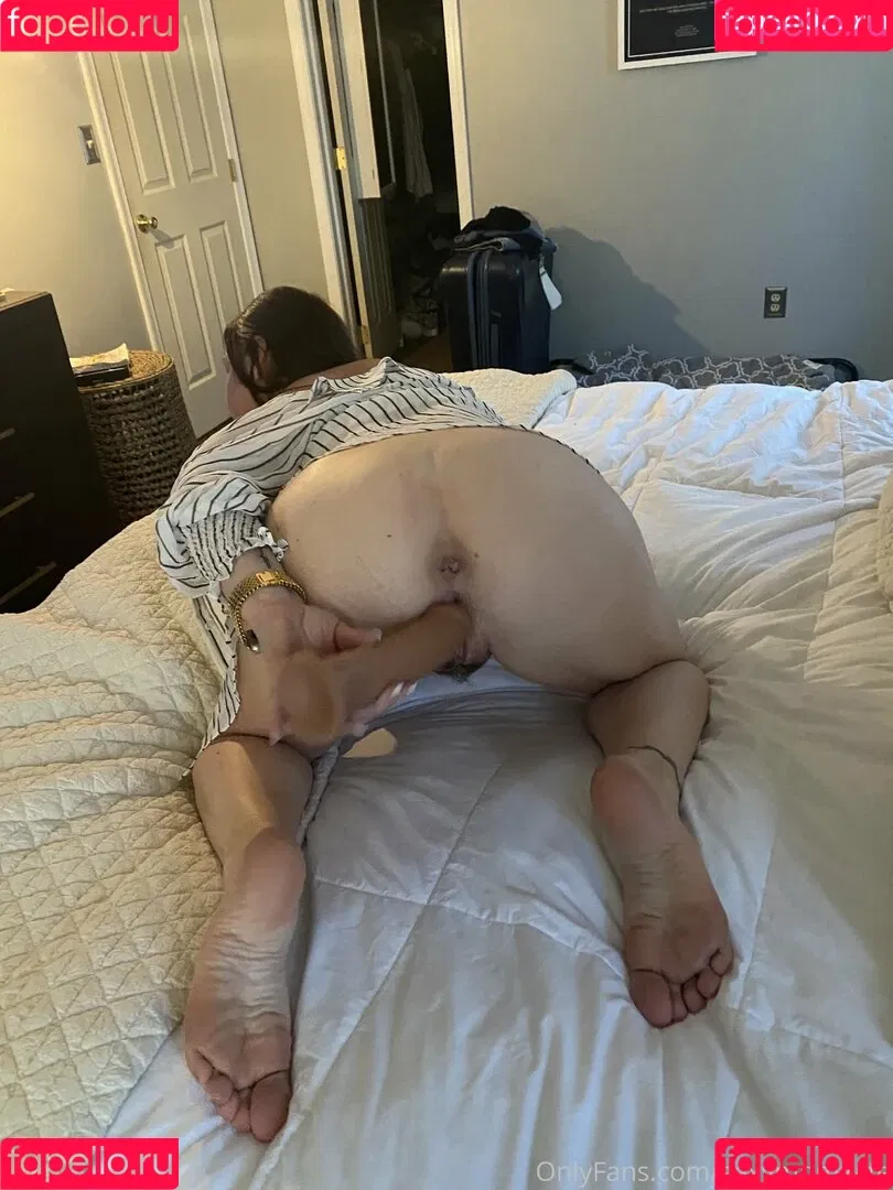 sexymomwife Onlyfans Photo Gallery 