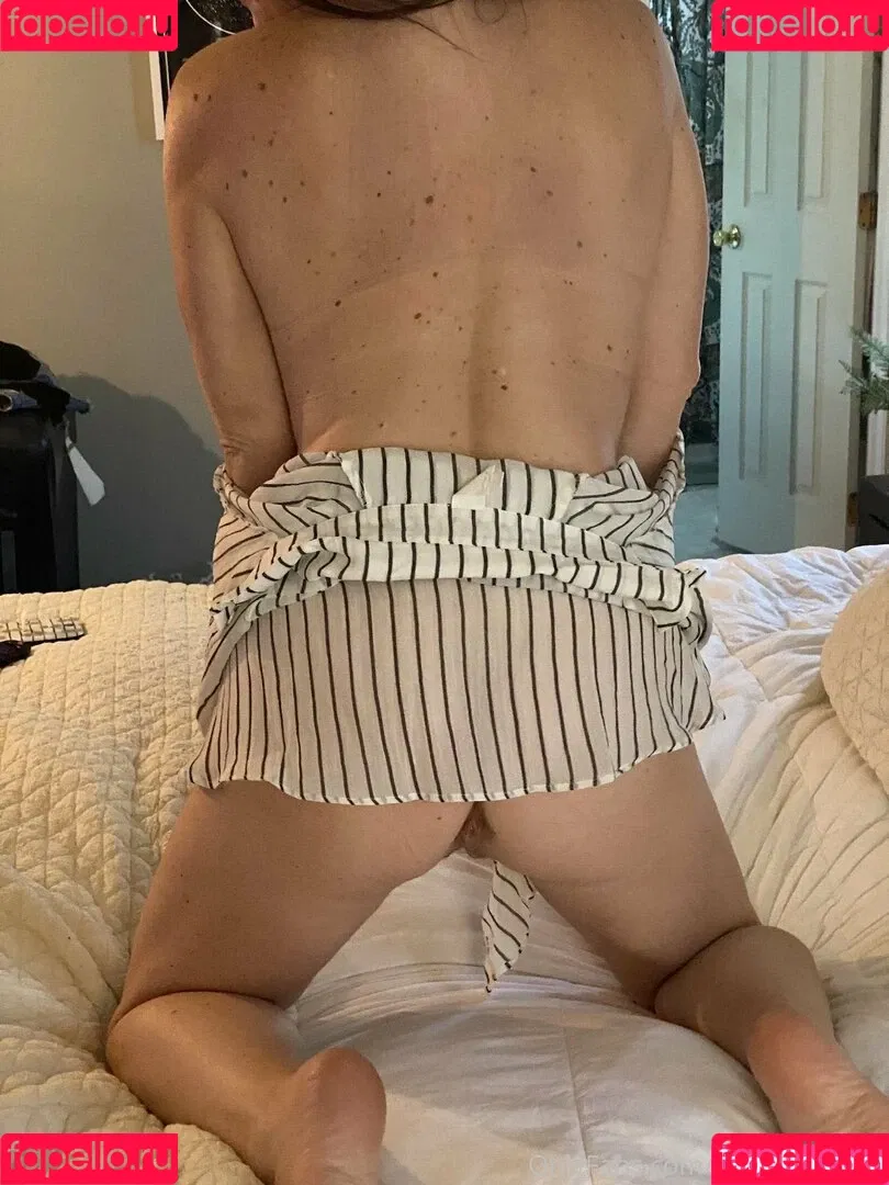 sexymomwife Onlyfans Photo Gallery 