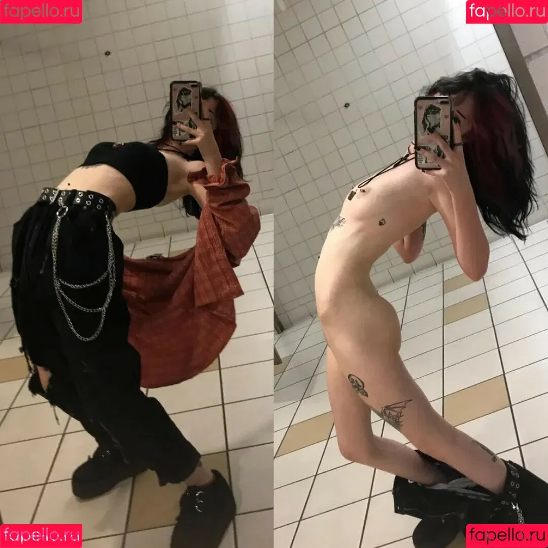 Waffles Onlyfans Photo Gallery 