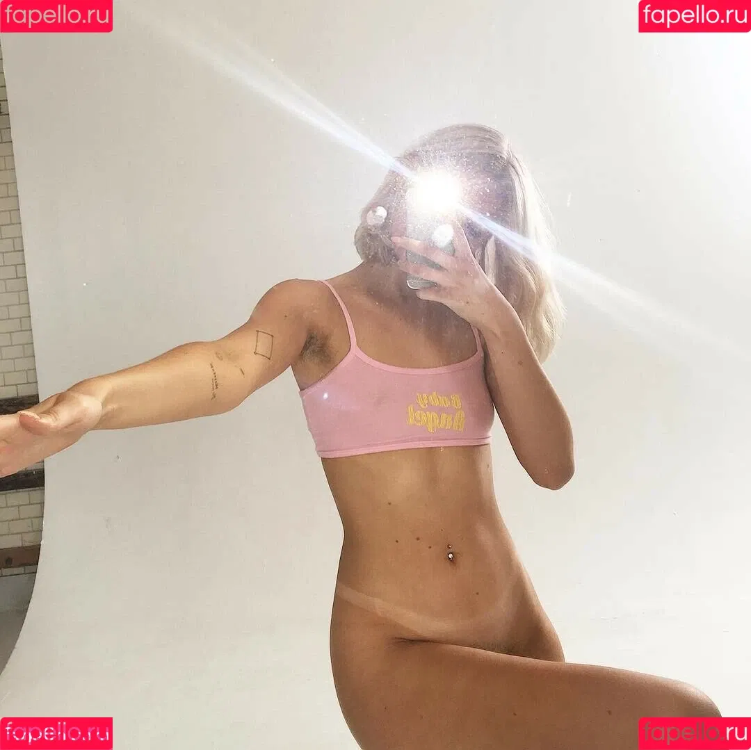 Arvida Bystrom Onlyfans Photo Gallery 