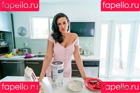 Penny Barber Onlyfans Photo Gallery 