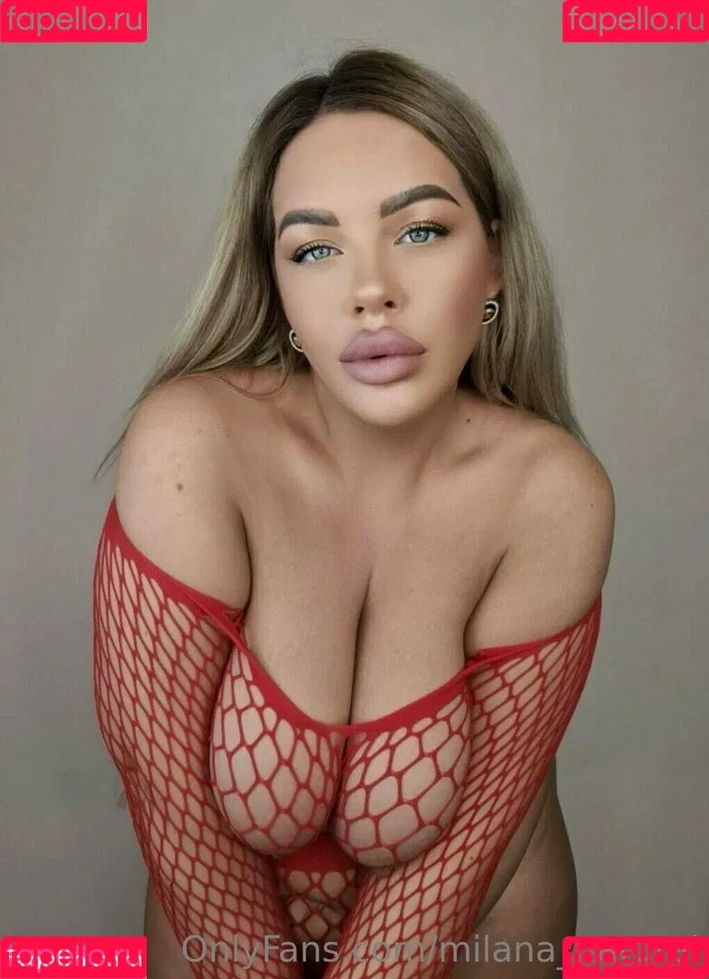 milana.natural Onlyfans Photo Gallery 