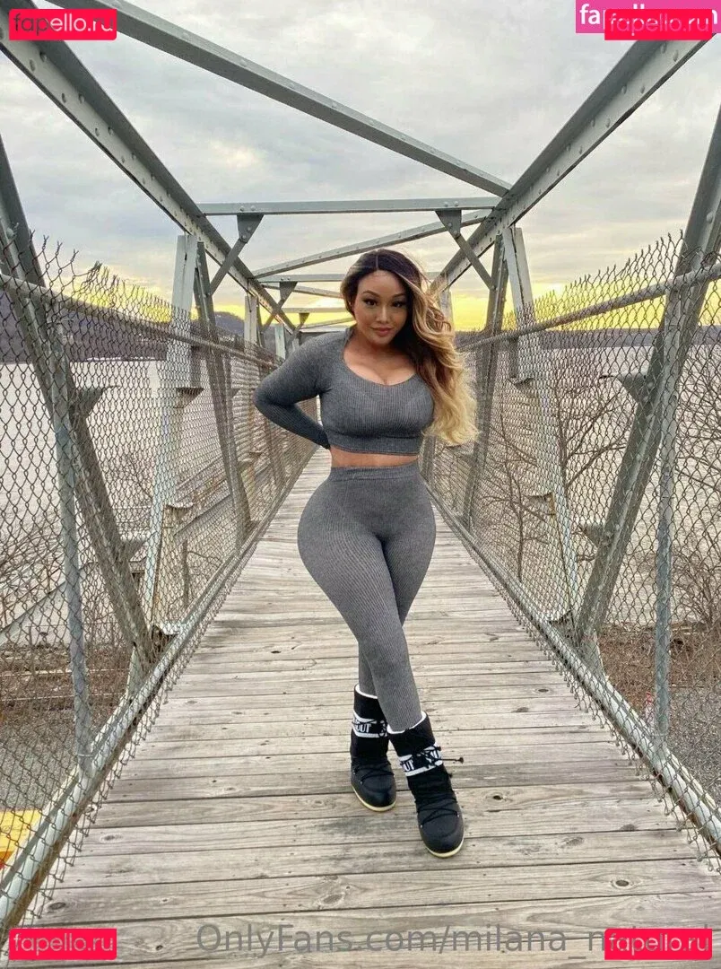 milana.natural Onlyfans Photo Gallery 