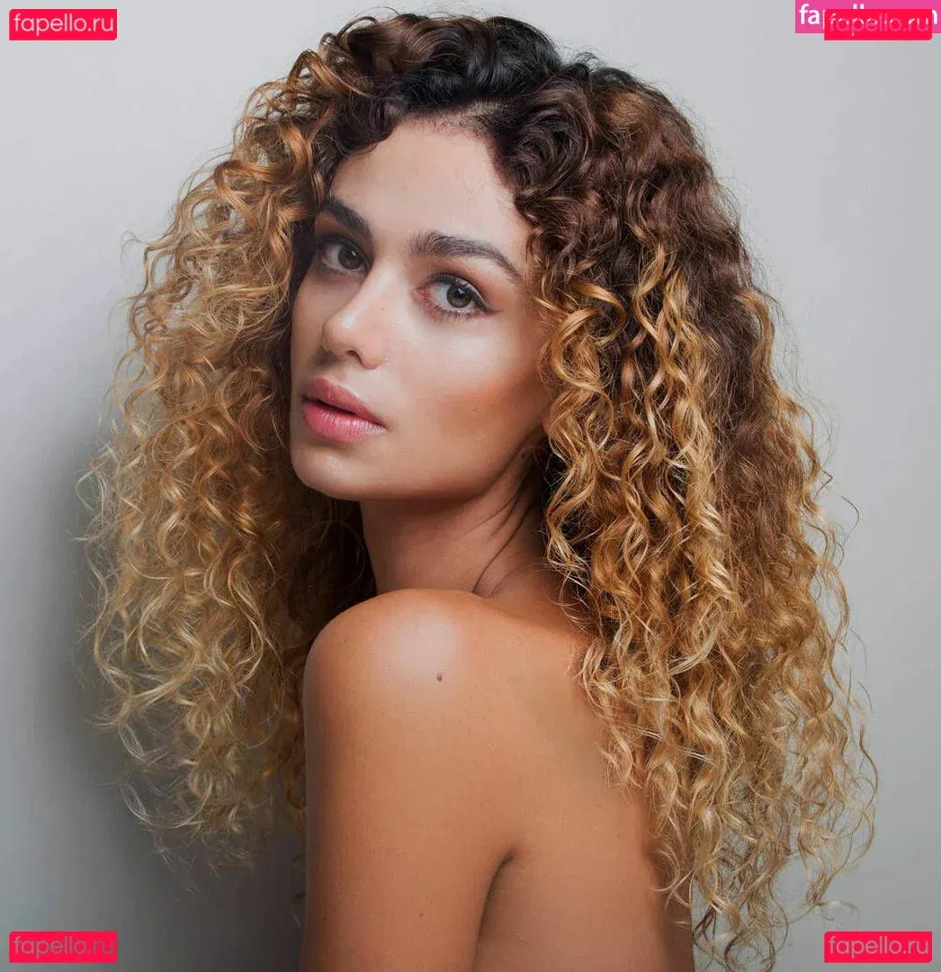 Amanda Chrishell Onlyfans Photo Gallery 