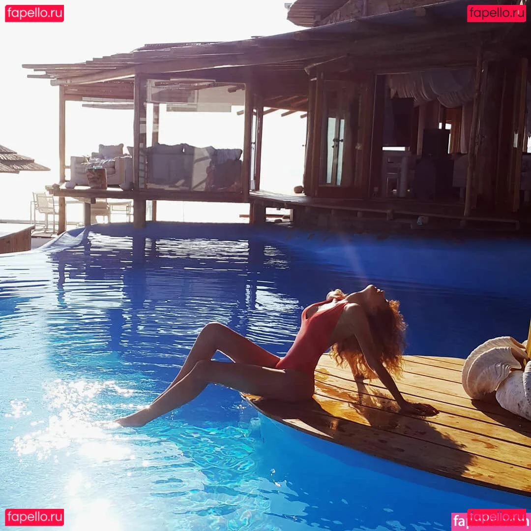 Amanda Chrishell Onlyfans Photo Gallery 