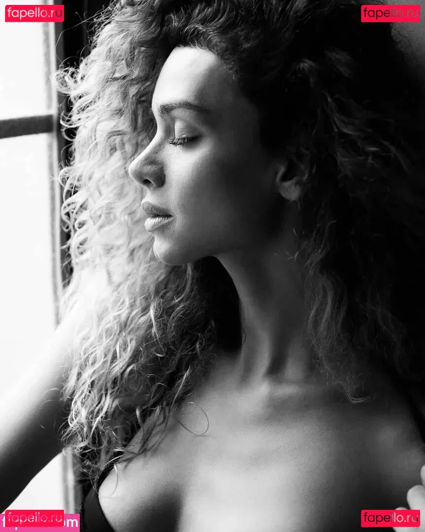 Amanda Chrishell Onlyfans Photo Gallery 