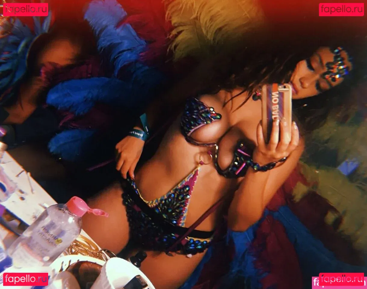 Tristin Mays Onlyfans Photo Gallery 