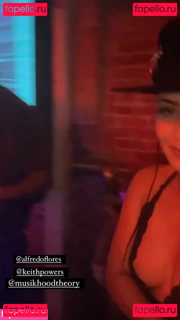 Tristin Mays Onlyfans Photo Gallery 