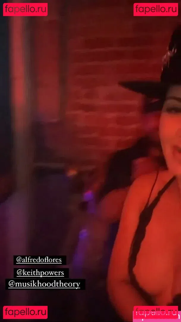 Tristin Mays Onlyfans Photo Gallery 