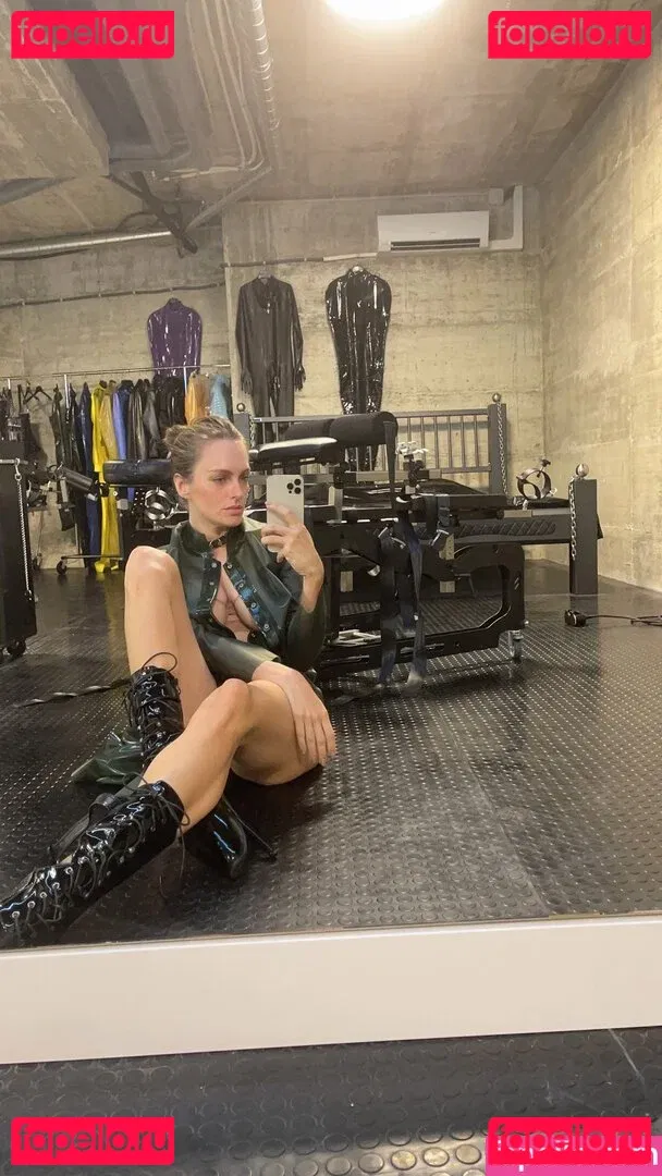 Gummipuppet Onlyfans Photo Gallery 