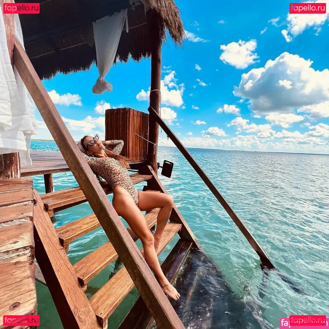 Carolina Gaitán Onlyfans Photo Gallery 