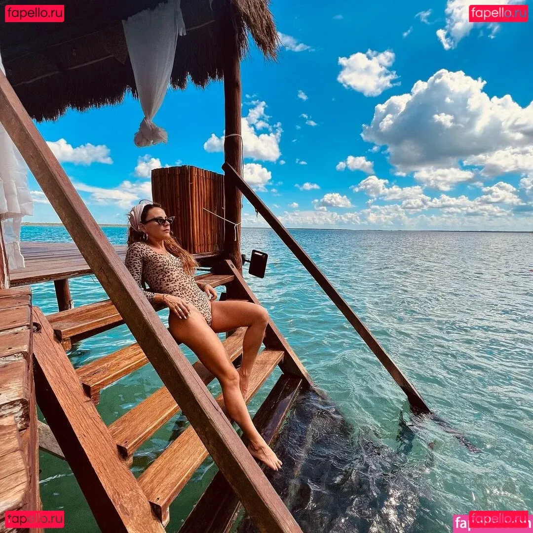 Carolina Gaitán Onlyfans Photo Gallery 