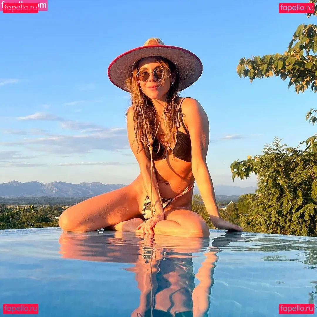 Carolina Gaitán Onlyfans Photo Gallery 