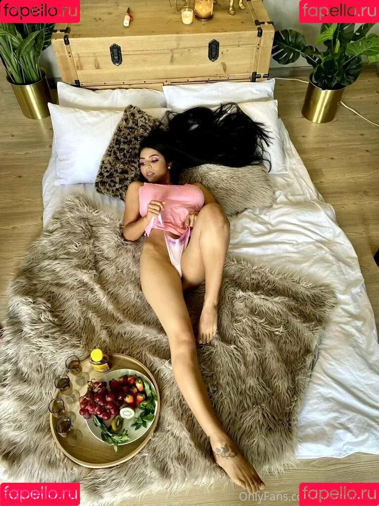 lia_morgan Onlyfans Photo Gallery 