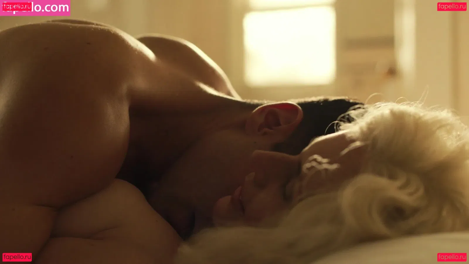 Julie Ann Emery Onlyfans Photo Gallery 