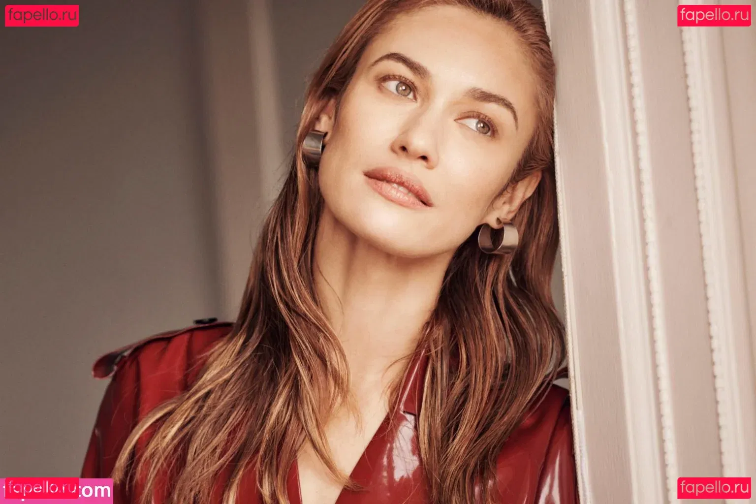 Olga Kurylenko Onlyfans Photo Gallery 