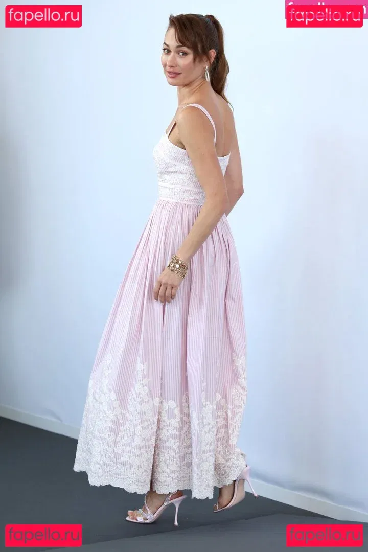 Olga Kurylenko Onlyfans Photo Gallery 