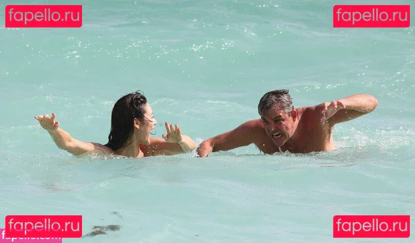 Olga Kurylenko Onlyfans Photo Gallery 