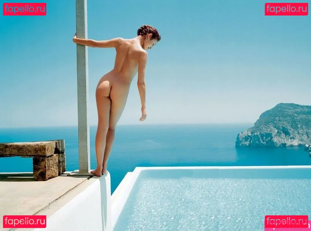 Olga Kurylenko Onlyfans Photo Gallery 