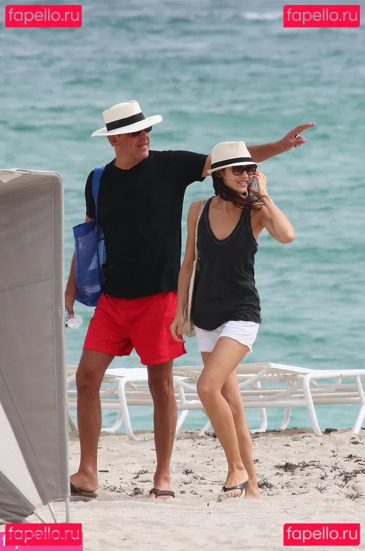 Olga Kurylenko Onlyfans Photo Gallery 