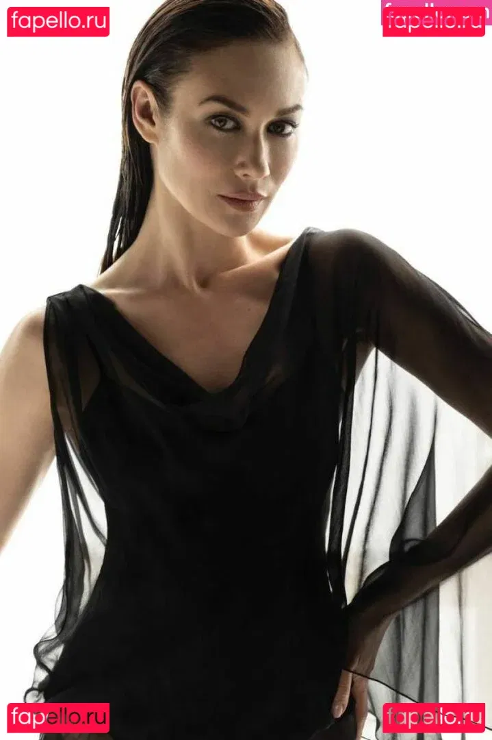 Olga Kurylenko Onlyfans Photo Gallery 