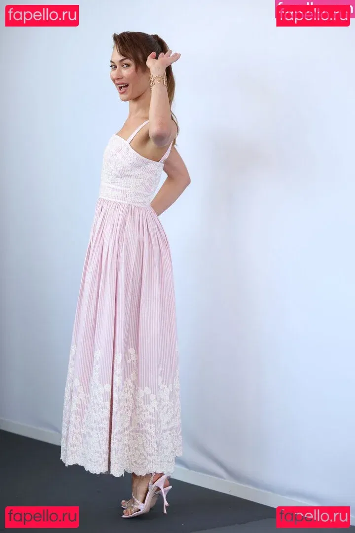 Olga Kurylenko Onlyfans Photo Gallery 