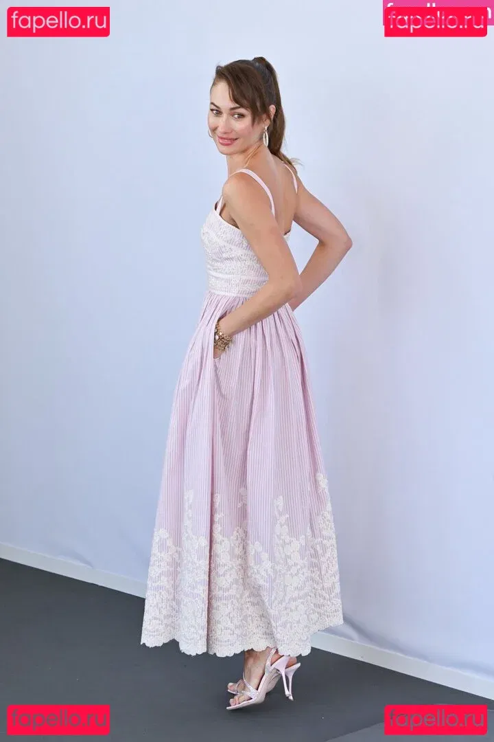 Olga Kurylenko Onlyfans Photo Gallery 