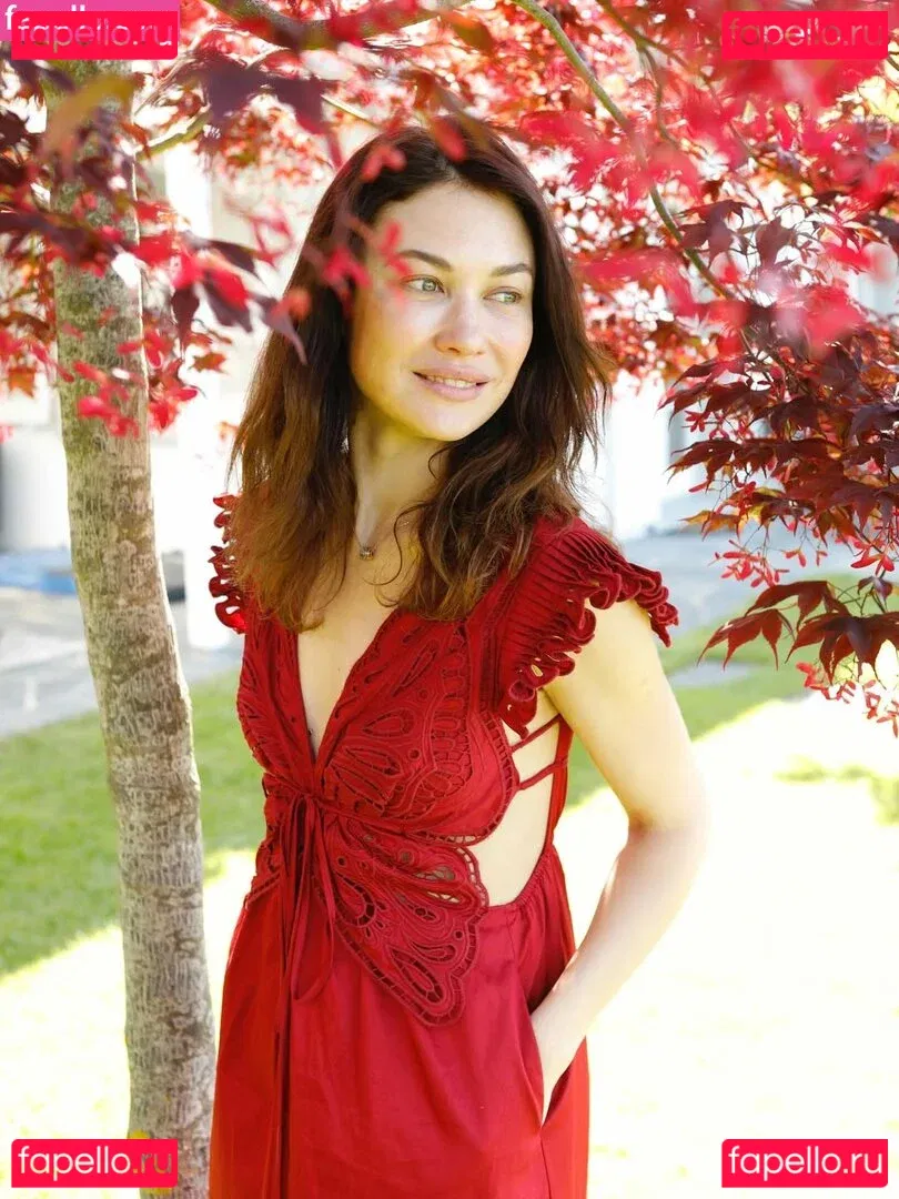 Olga Kurylenko Onlyfans Photo Gallery 