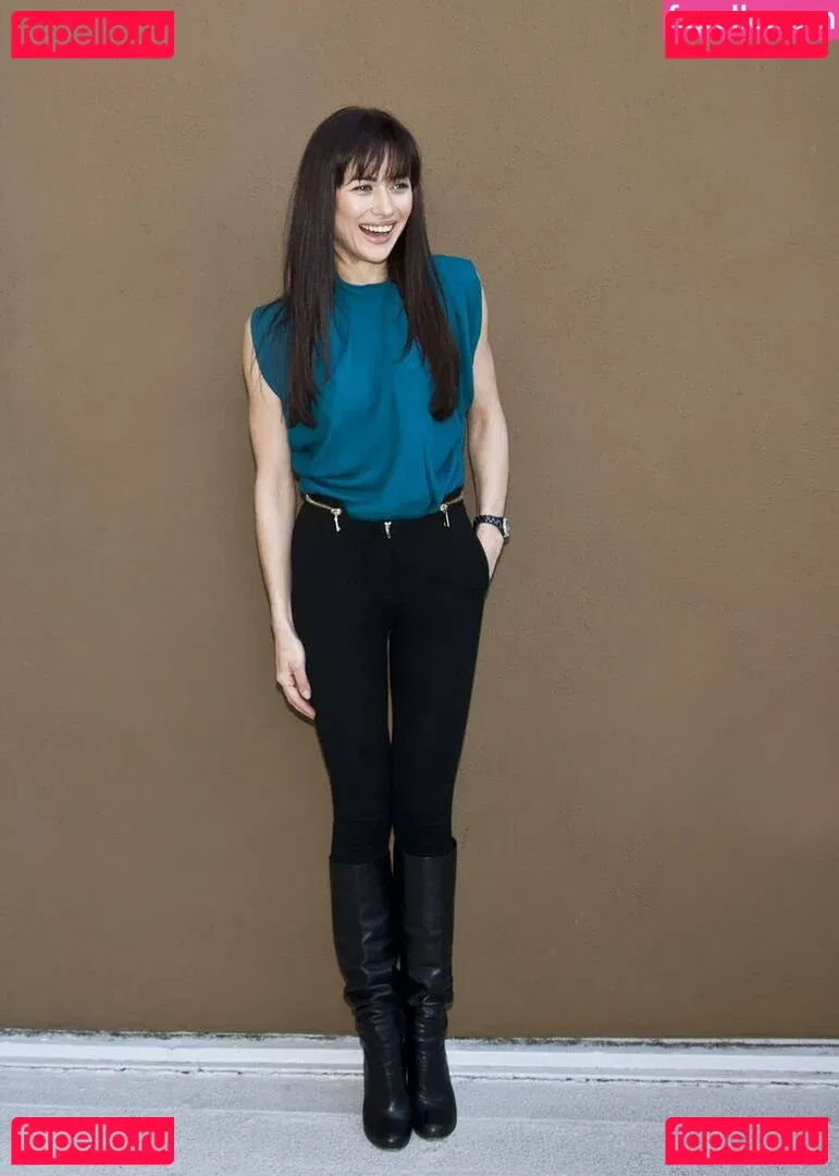 Olga Kurylenko Onlyfans Photo Gallery 