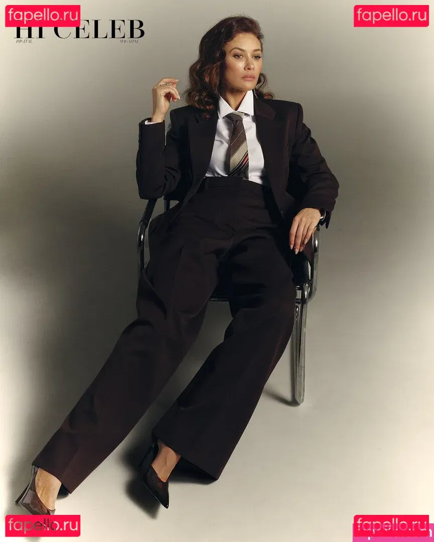 Olga Kurylenko Onlyfans Photo Gallery 