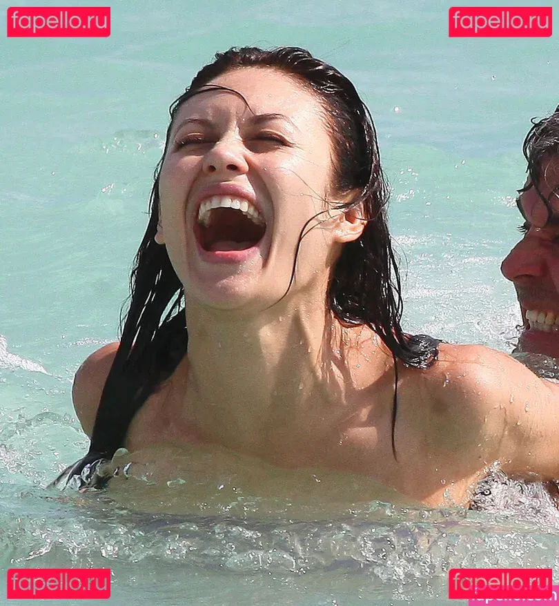 Olga Kurylenko Onlyfans Photo Gallery 