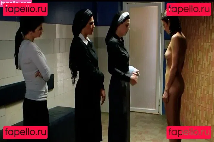 Olga Kurylenko Onlyfans Photo Gallery 