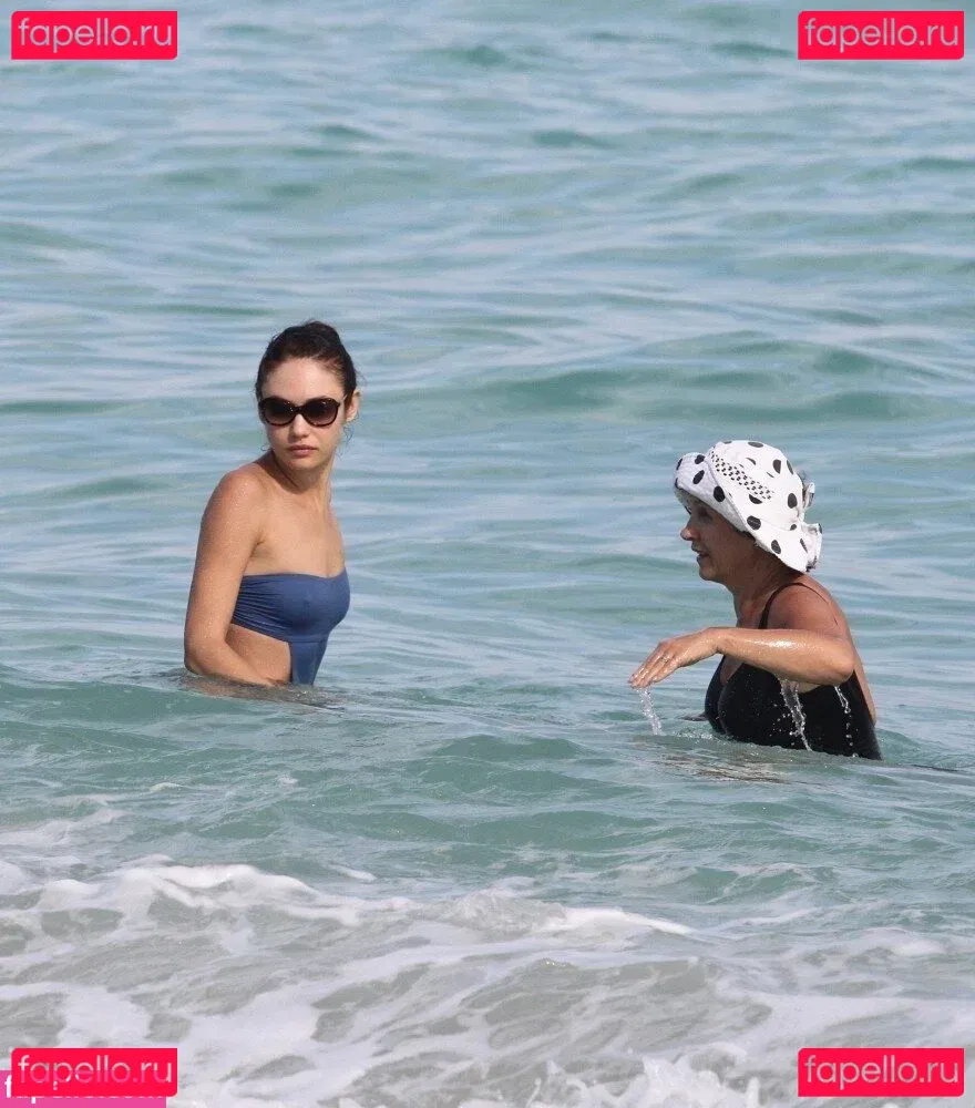 Olga Kurylenko Onlyfans Photo Gallery 