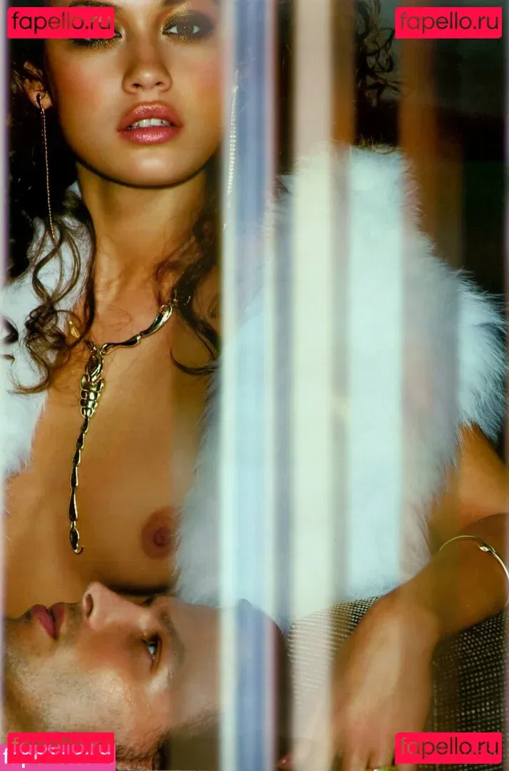 Olga Kurylenko Onlyfans Photo Gallery 
