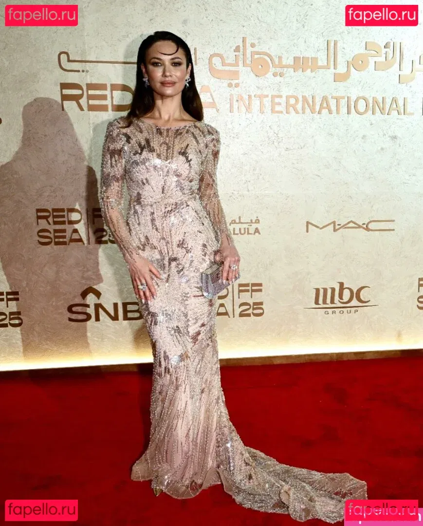 Olga Kurylenko Onlyfans Photo Gallery 