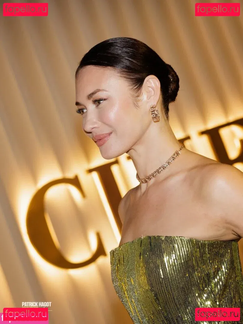 Olga Kurylenko Onlyfans Photo Gallery 