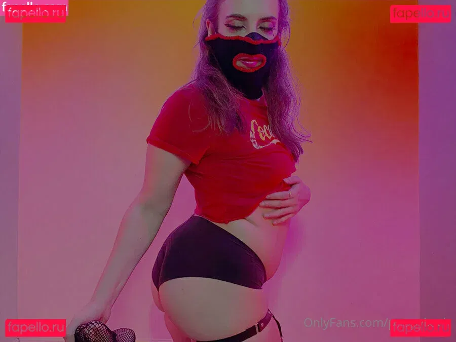 poppykoch Onlyfans Photo Gallery 