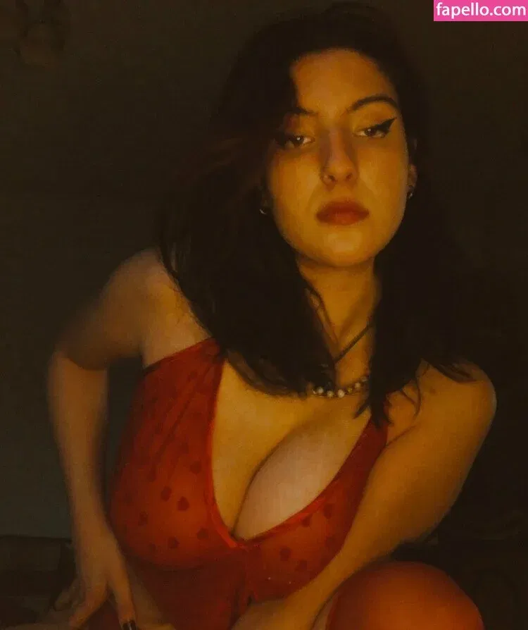 nadeleine Onlyfans Photo Gallery 