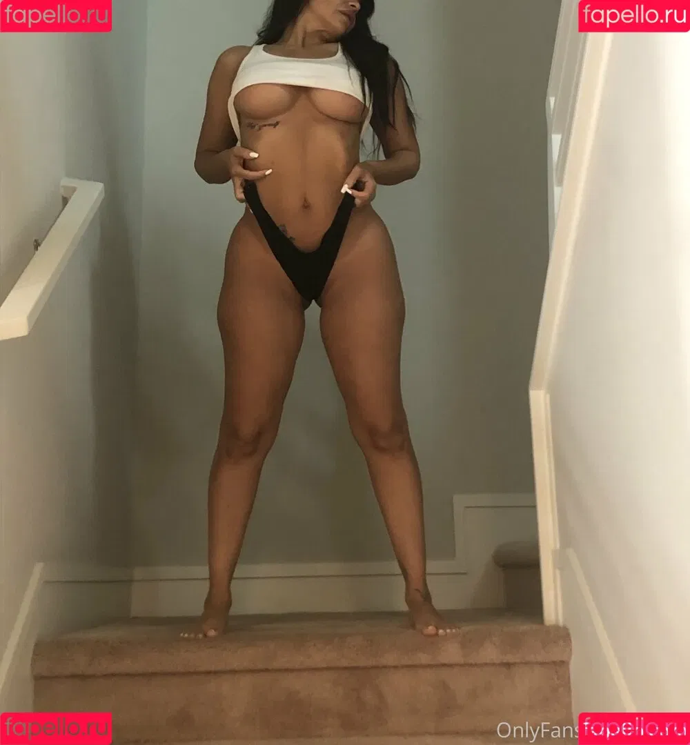 Vida Guerra Onlyfans Photo Gallery 