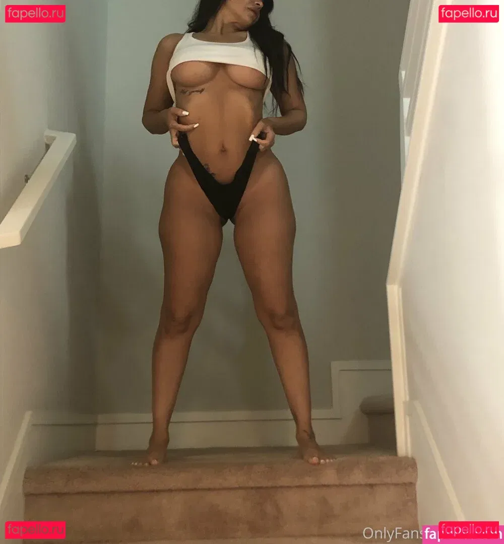 Vida Guerra Onlyfans Photo Gallery 
