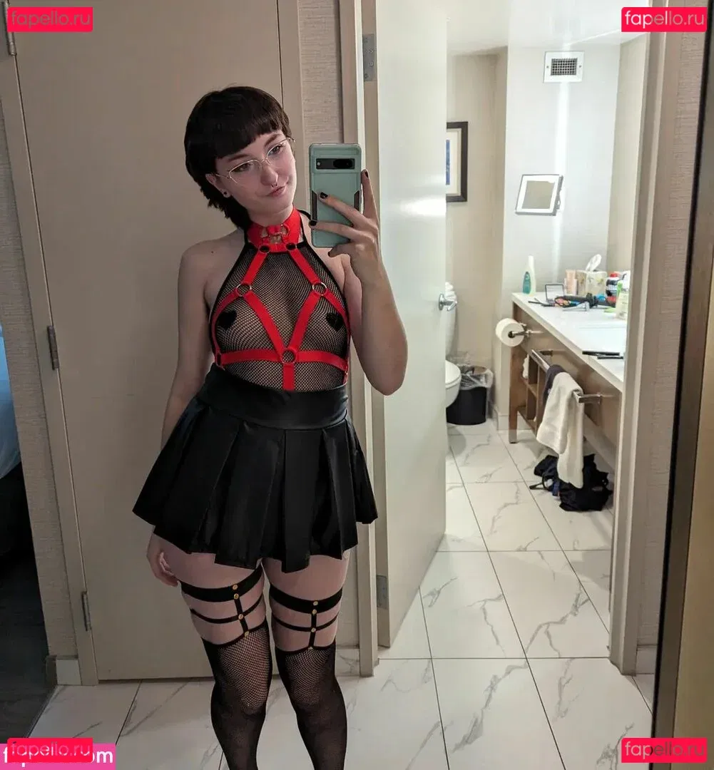 Emmanooodle Onlyfans Photo Gallery 