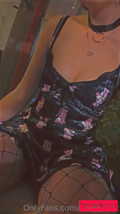 Emmanooodle Nude Onlyfans Photo 10